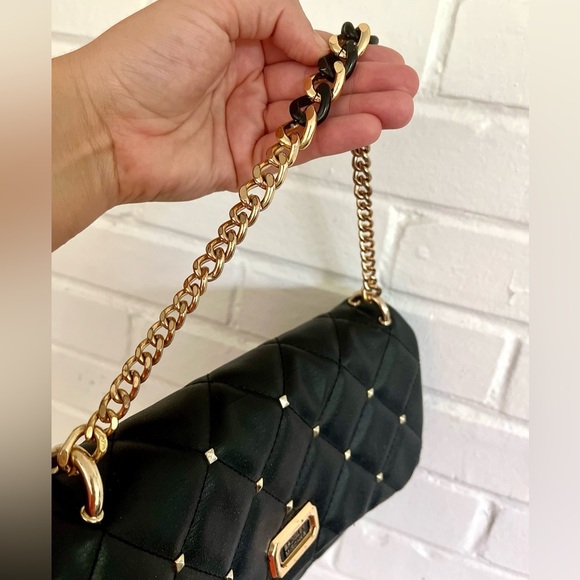 Badgley Mischka Black and Gold Quilted Hand Bag EUC - Picture 2 of 4